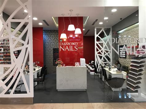 Diamond Nails Chadstone.